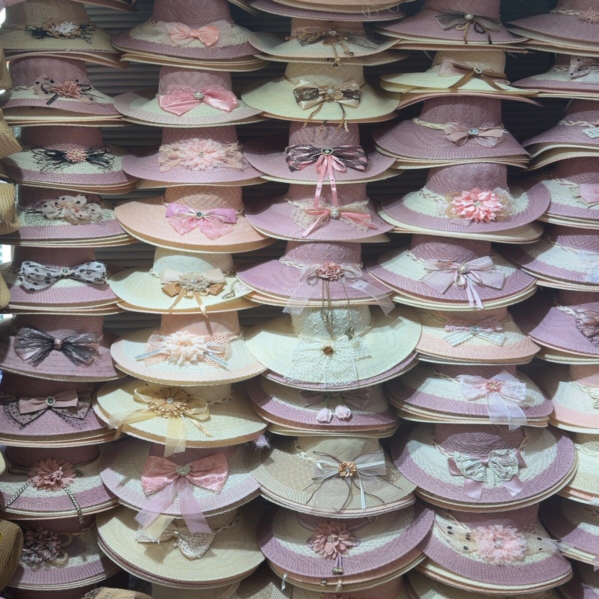 Капелюхи