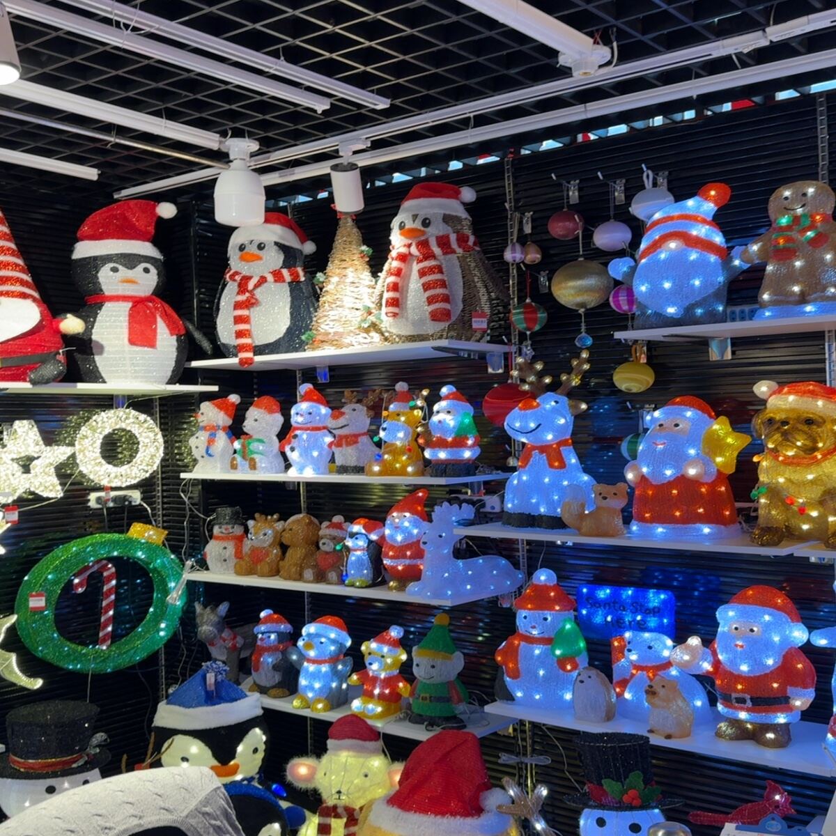 Yiwu-D1-F3-A3-6521 — джерело: Різдвяні прикраси з Китаю в Україну